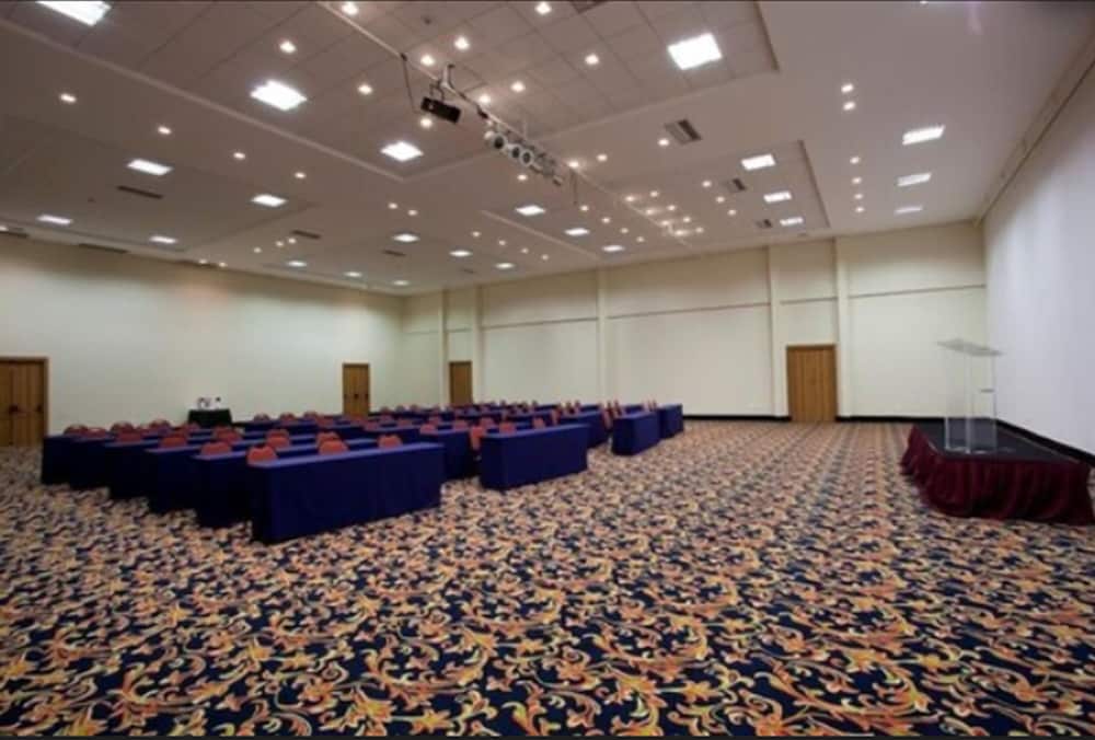 Taua Hotel Atibaia 33/40