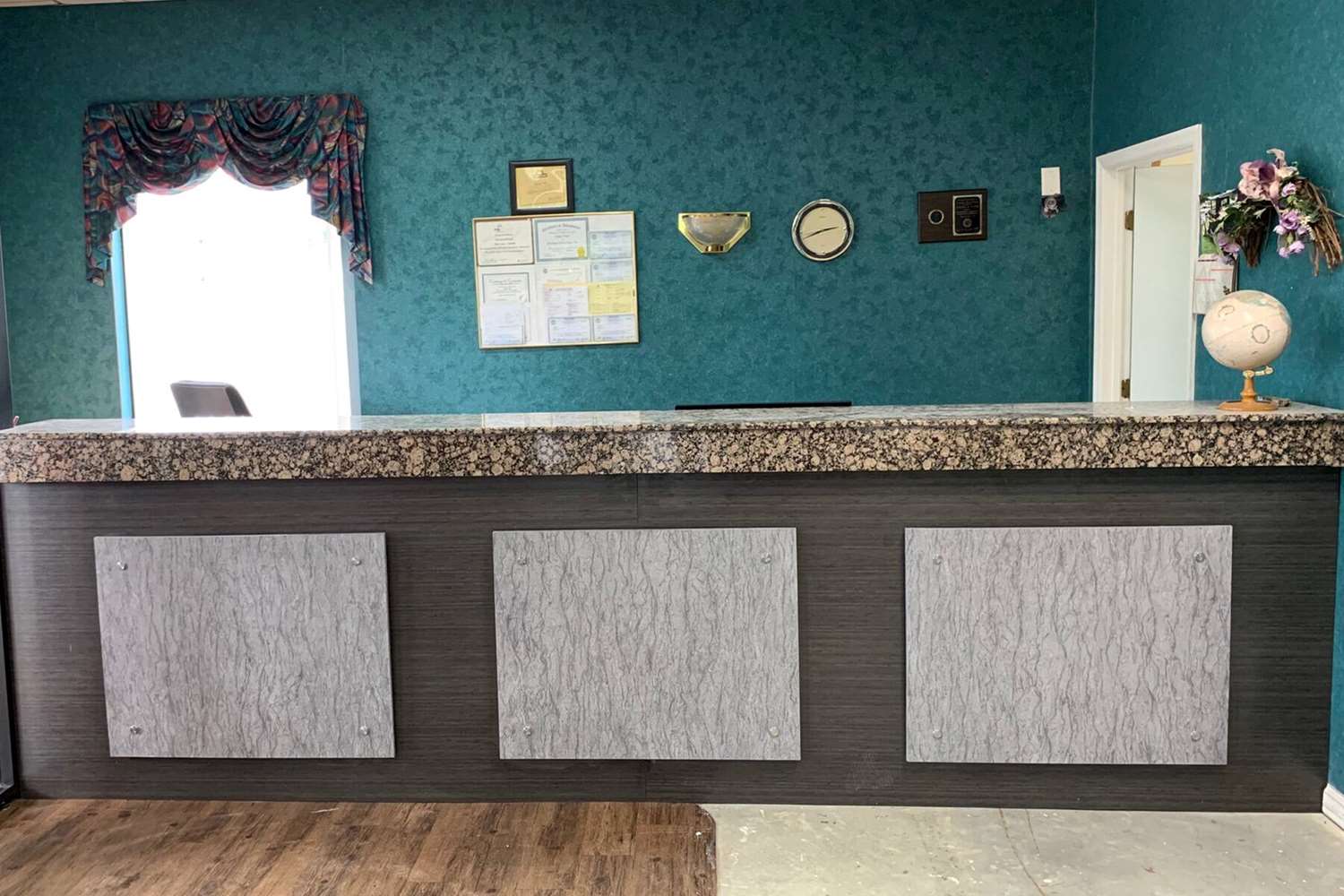Super 8 by Wyndham Nashville Near Downtown / I-40 3/10
