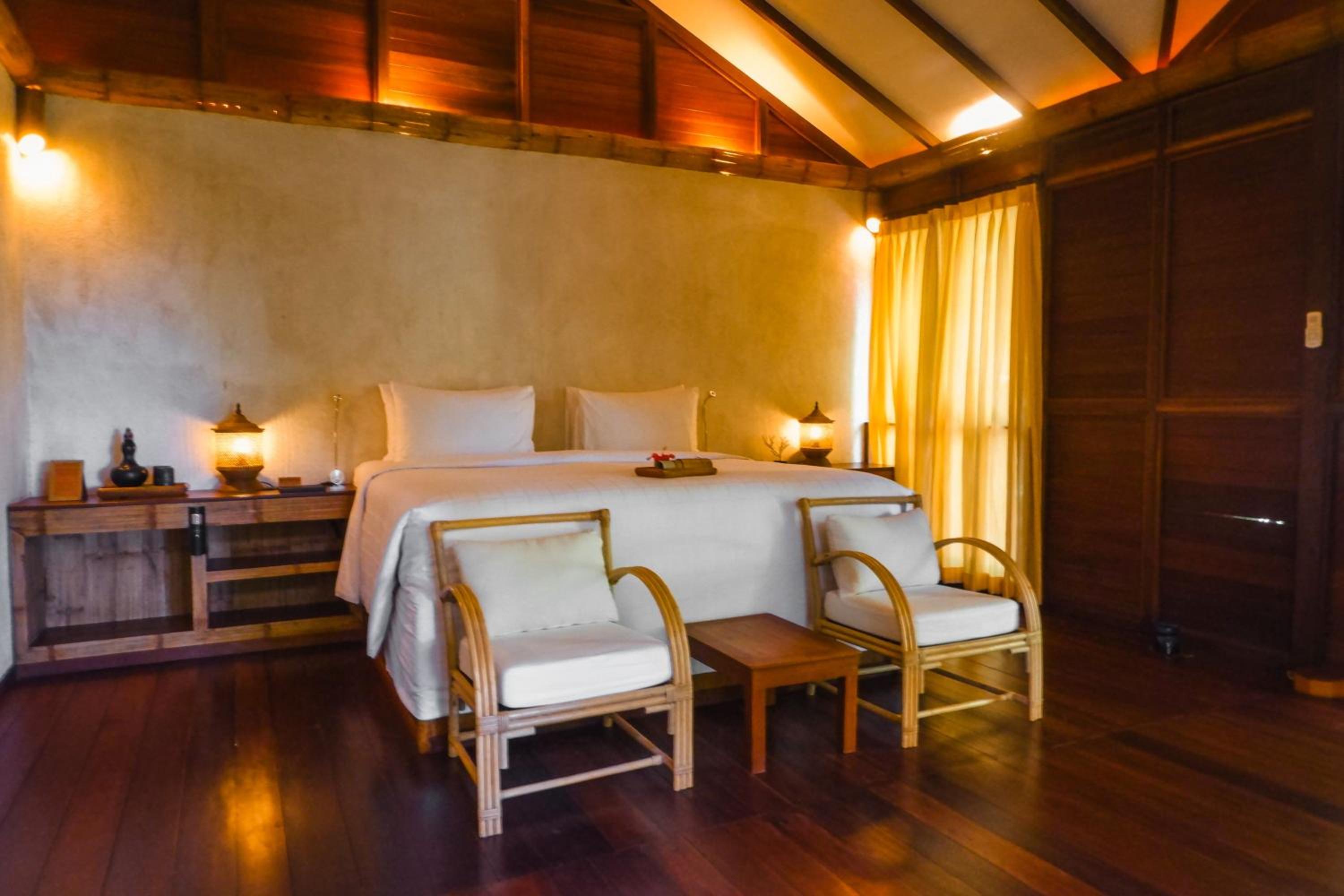 Tree Top, Chalet, Rainforest View, Balcony