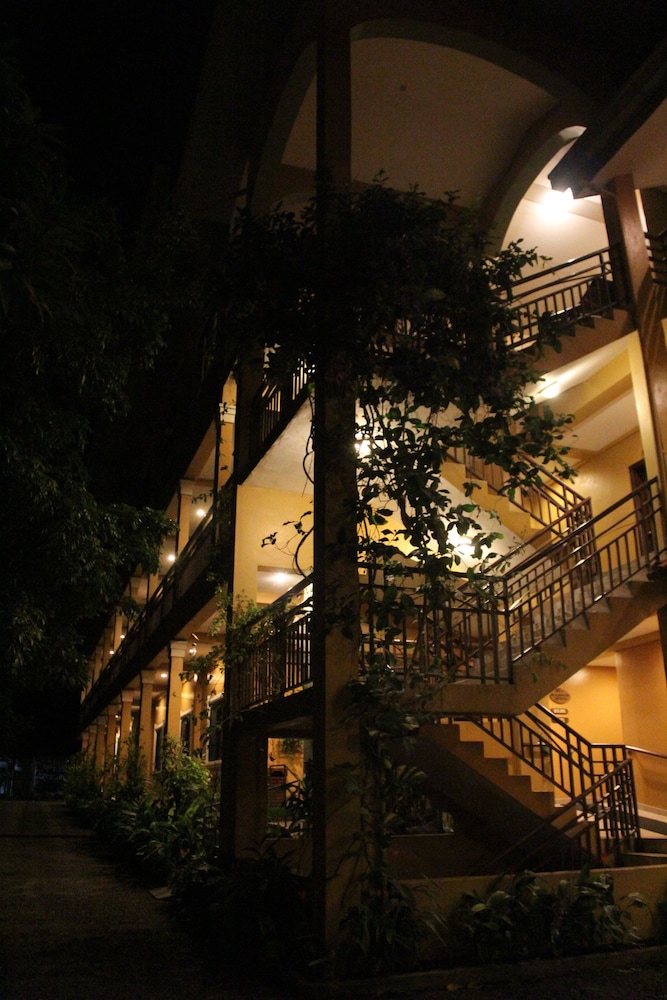 Aparthotel La Cordillera 14/68