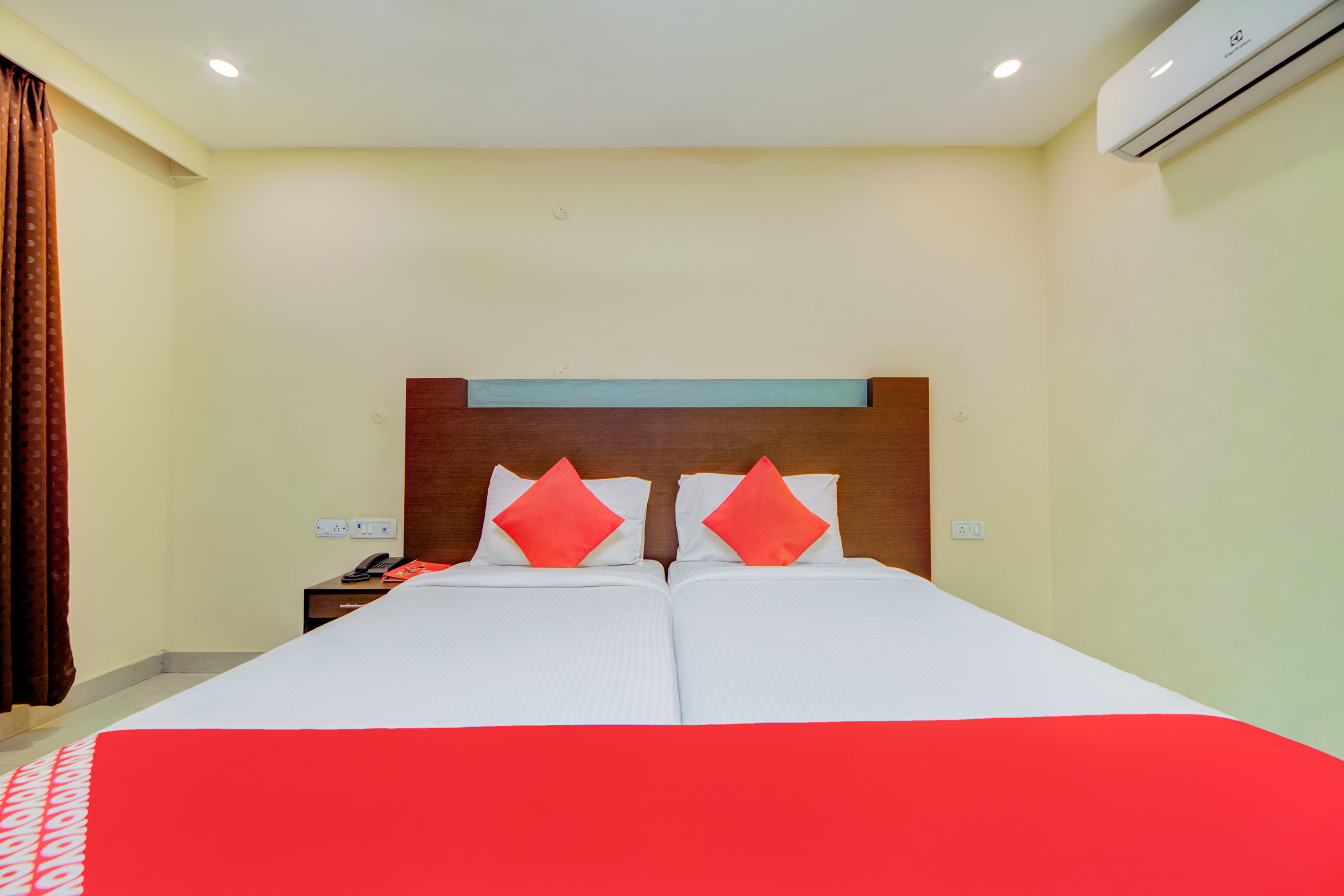 MAHARAJA CLASSIC INN 20/33