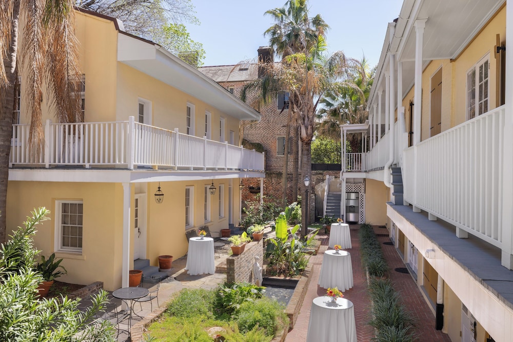 Dauphine Orleans Hotel 4/60
