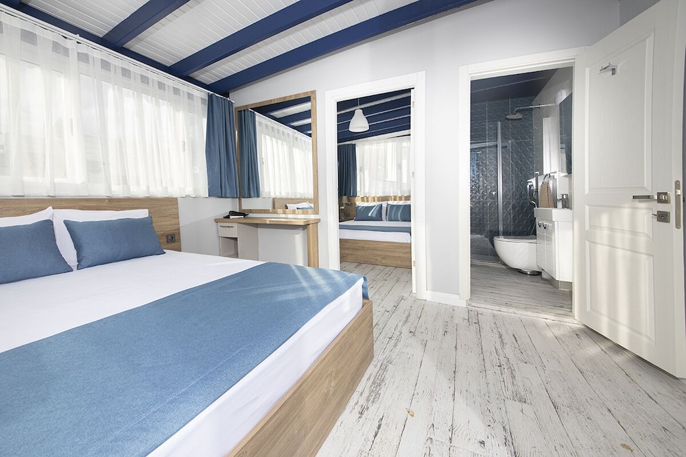 Marina Hotel Bodrum 8/34
