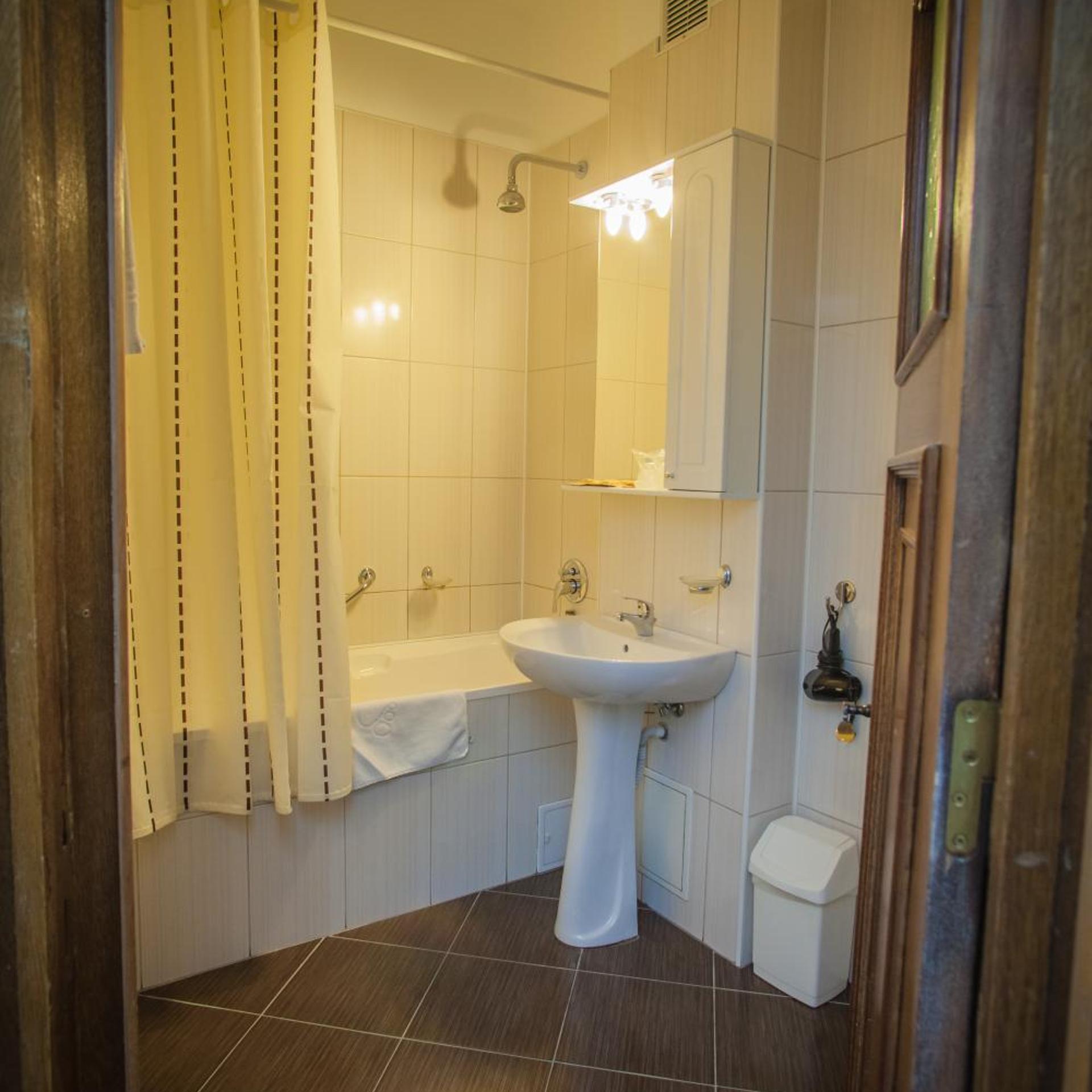 Sighisoara Hotel 43/49