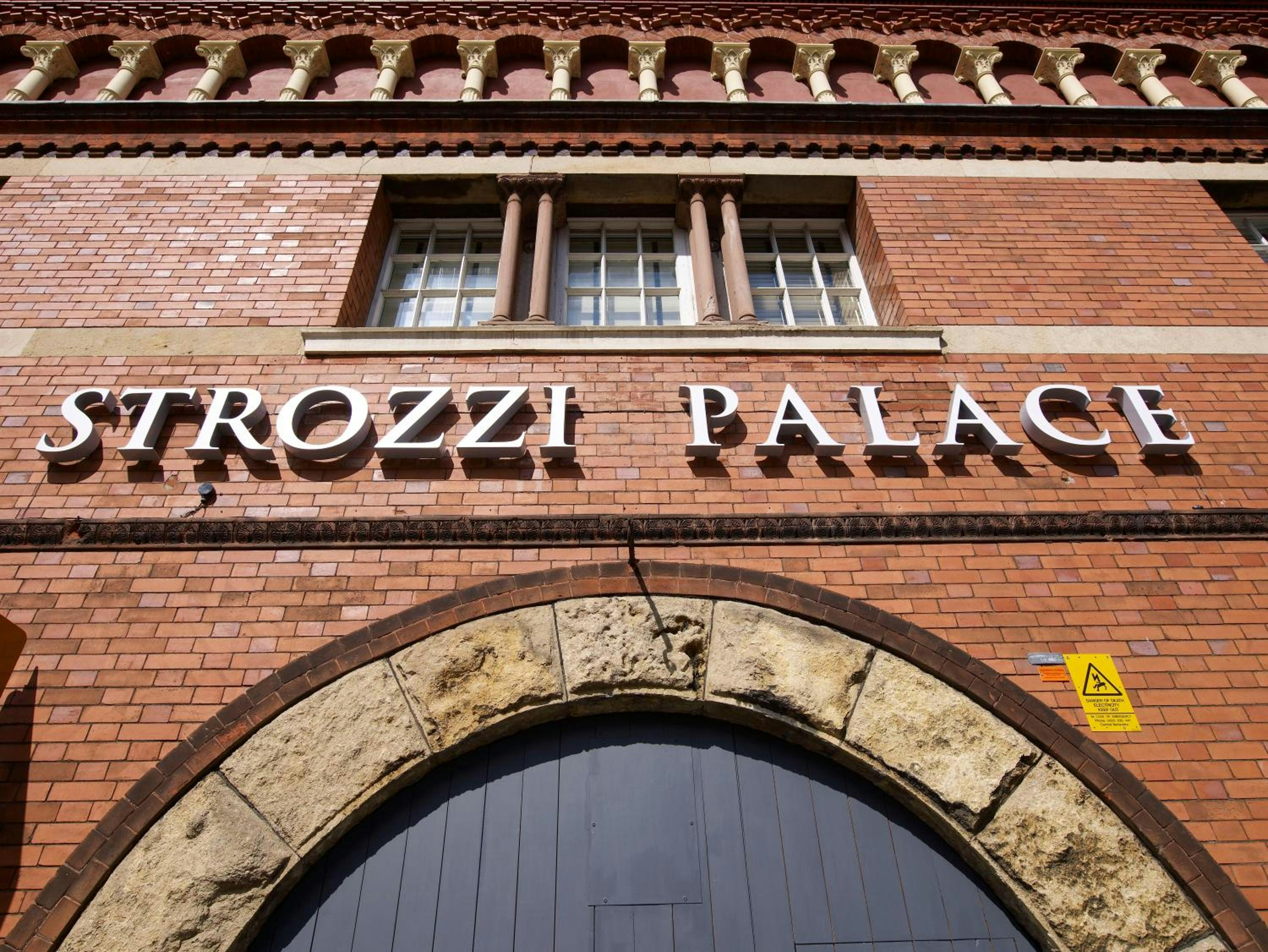 Strozzi Palace By Mansley 1/3