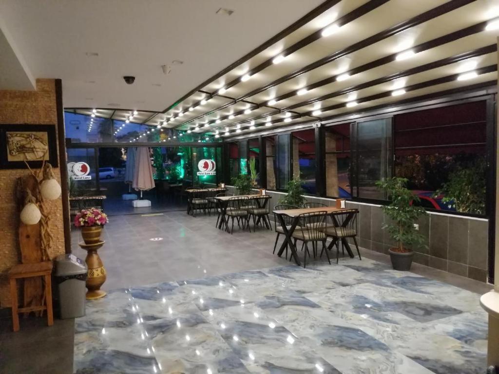 Hotel Luna 6/16
