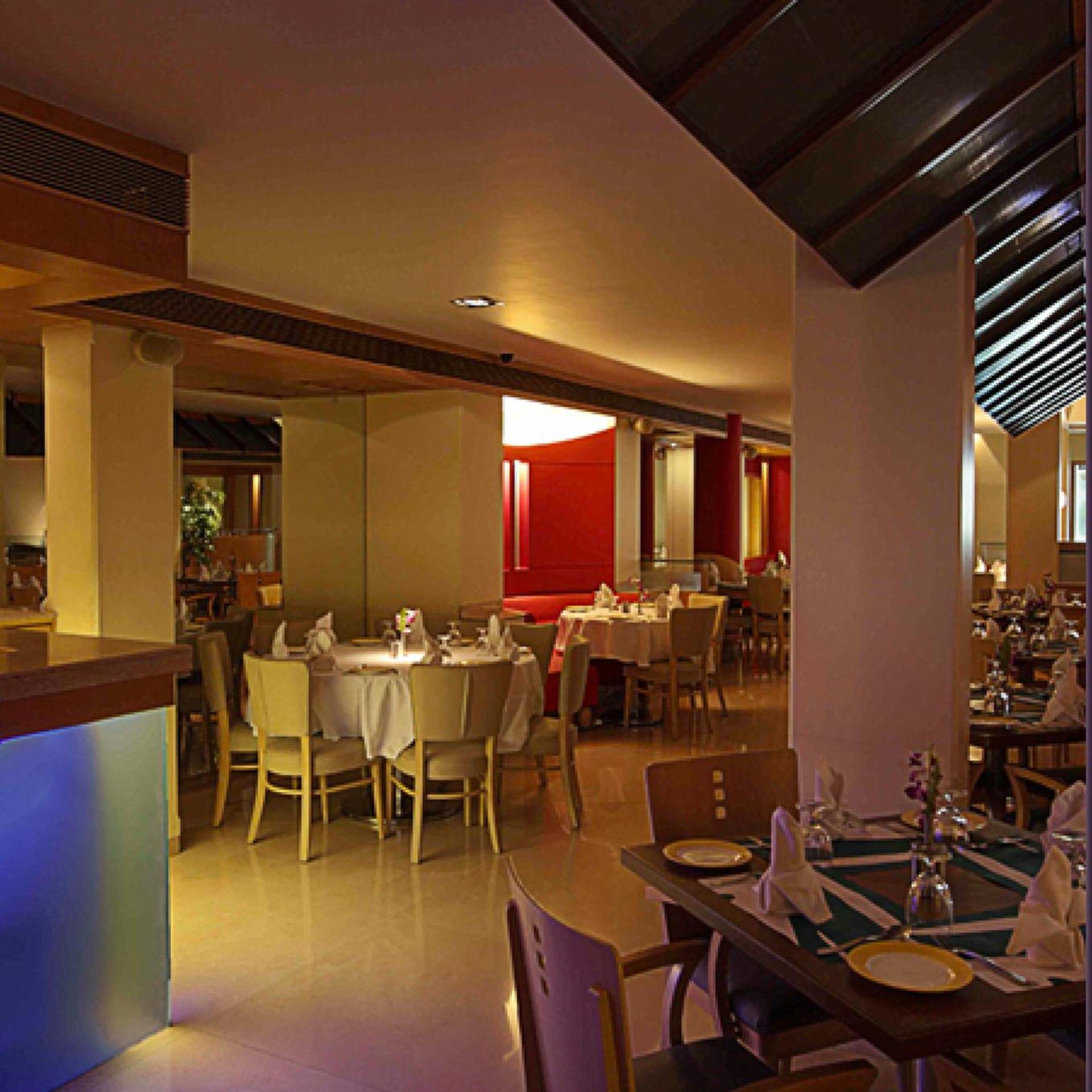 The Royal Orchid Hotel Chembur 26/37