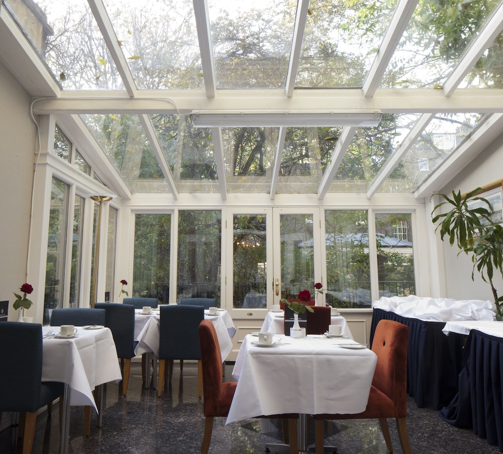 Grange Buckingham Hotel 55/58