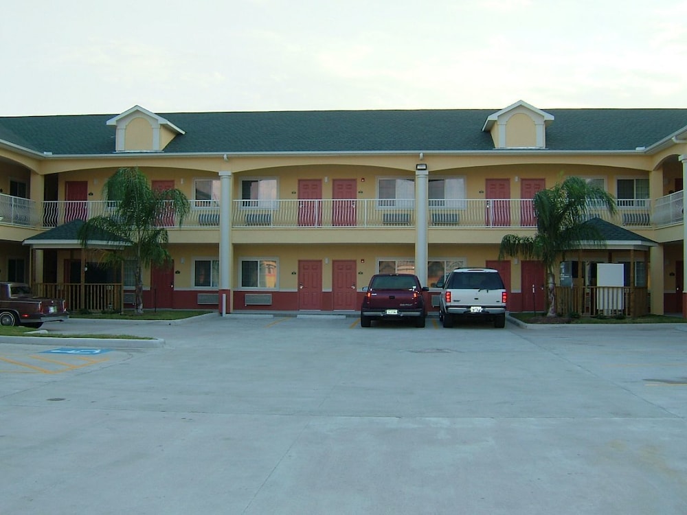 Symphony Inn and Suites photo4