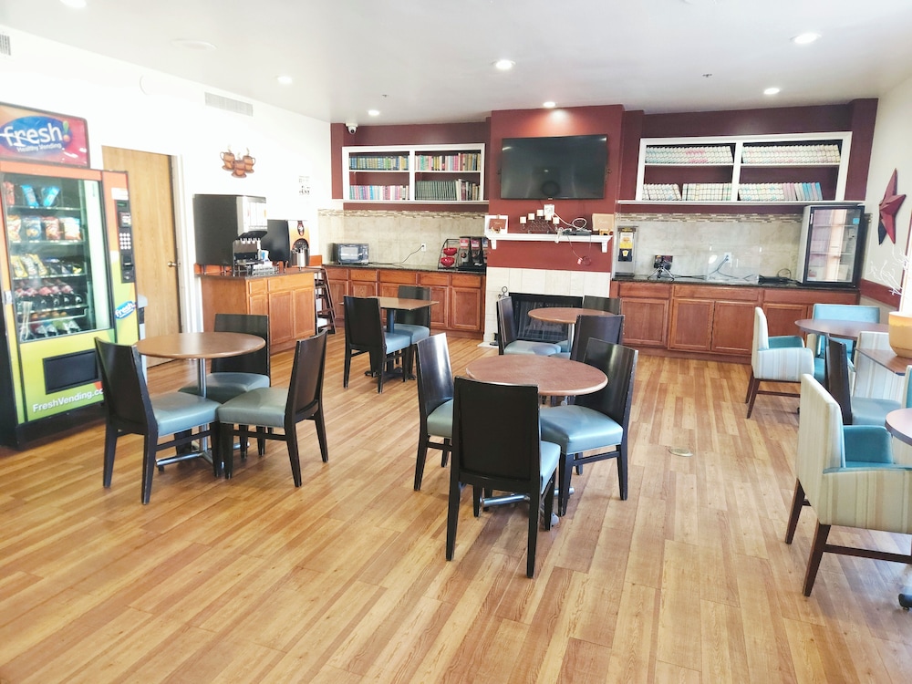 Guest House Inn Medical District near Texas Tech Univ 37/44