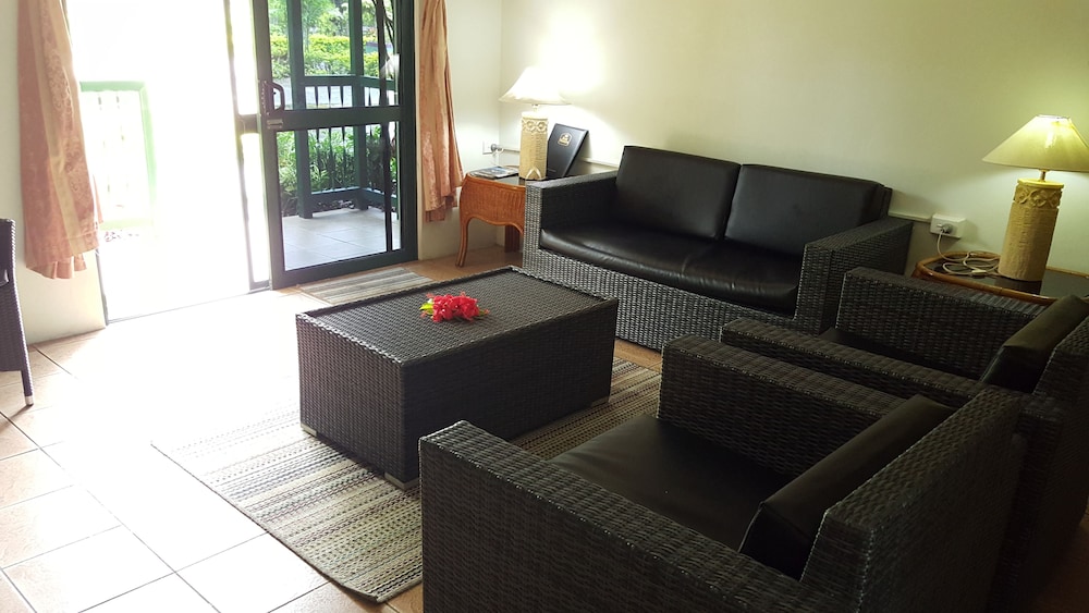Grand West Villas 36/70