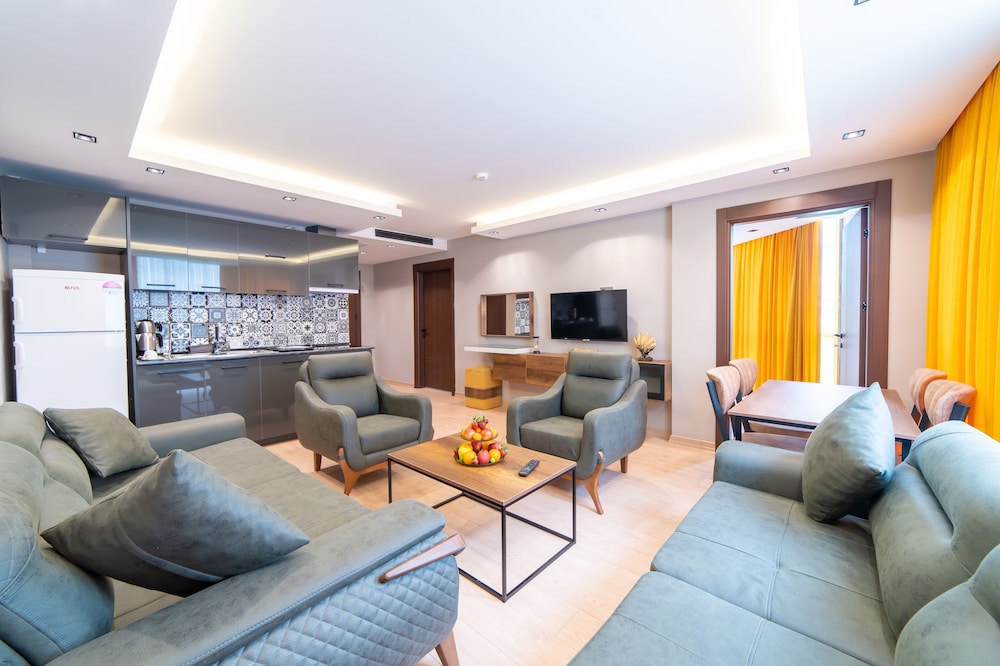 Garden Room Suit Hotel 37/50