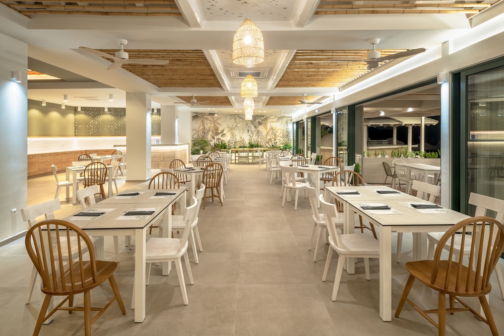 Iolida Beach 29/45