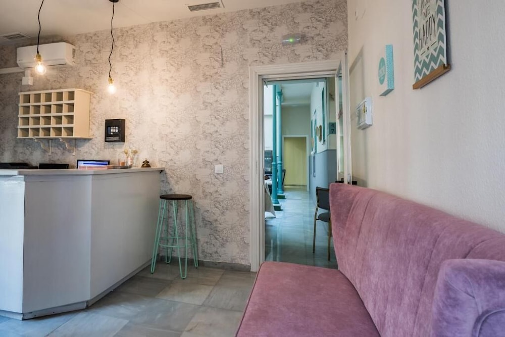 Hostal Jardin De La Alameda 4/50
