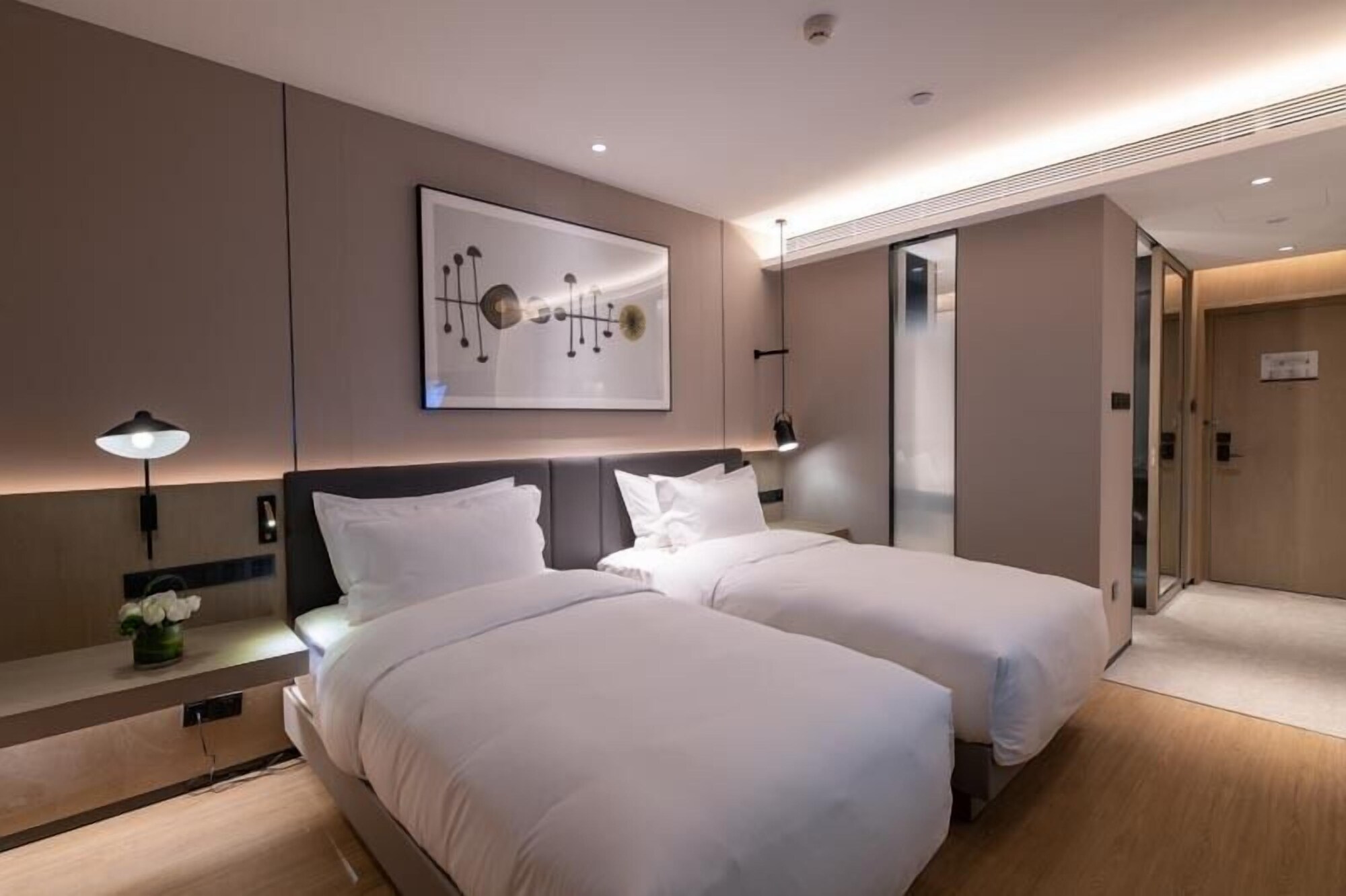 Deluxe, Twin Beds, Executive Level