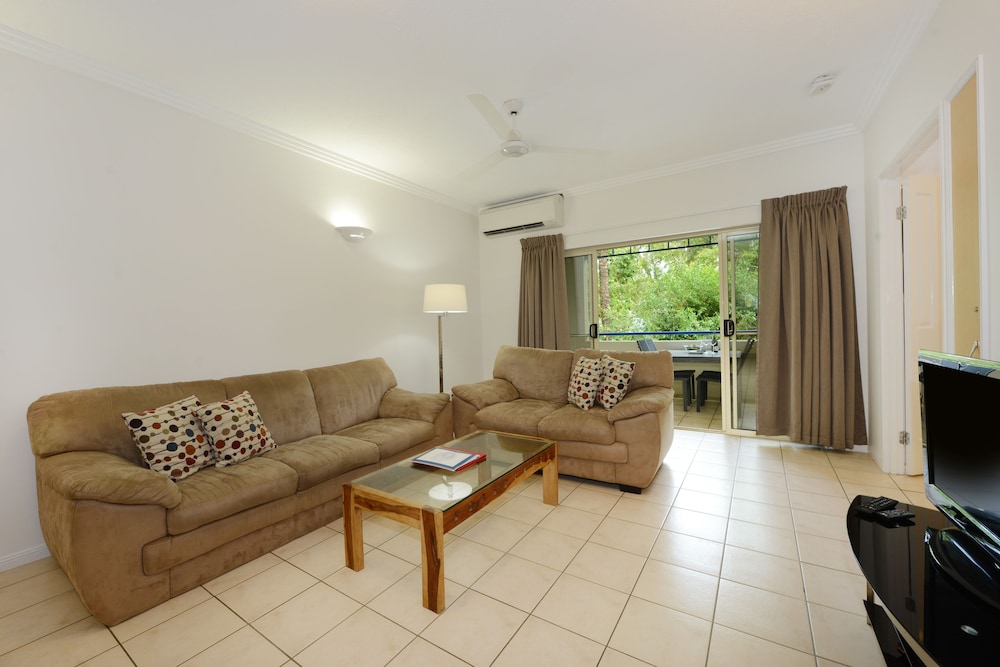 Central Plaza Port Douglas 30/63