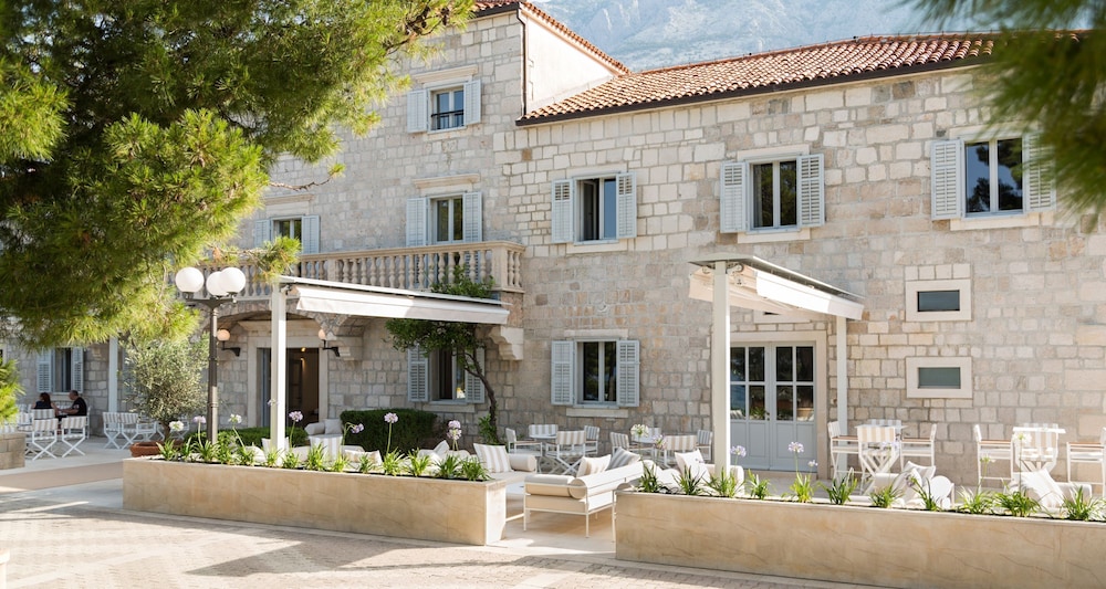 Heritage Hotel Kastelet in TUCEPI