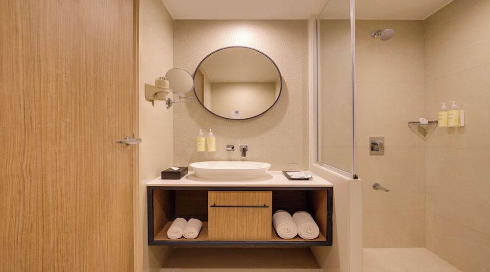 Lemon Tree Hotel Chinchwad Pune 55/56