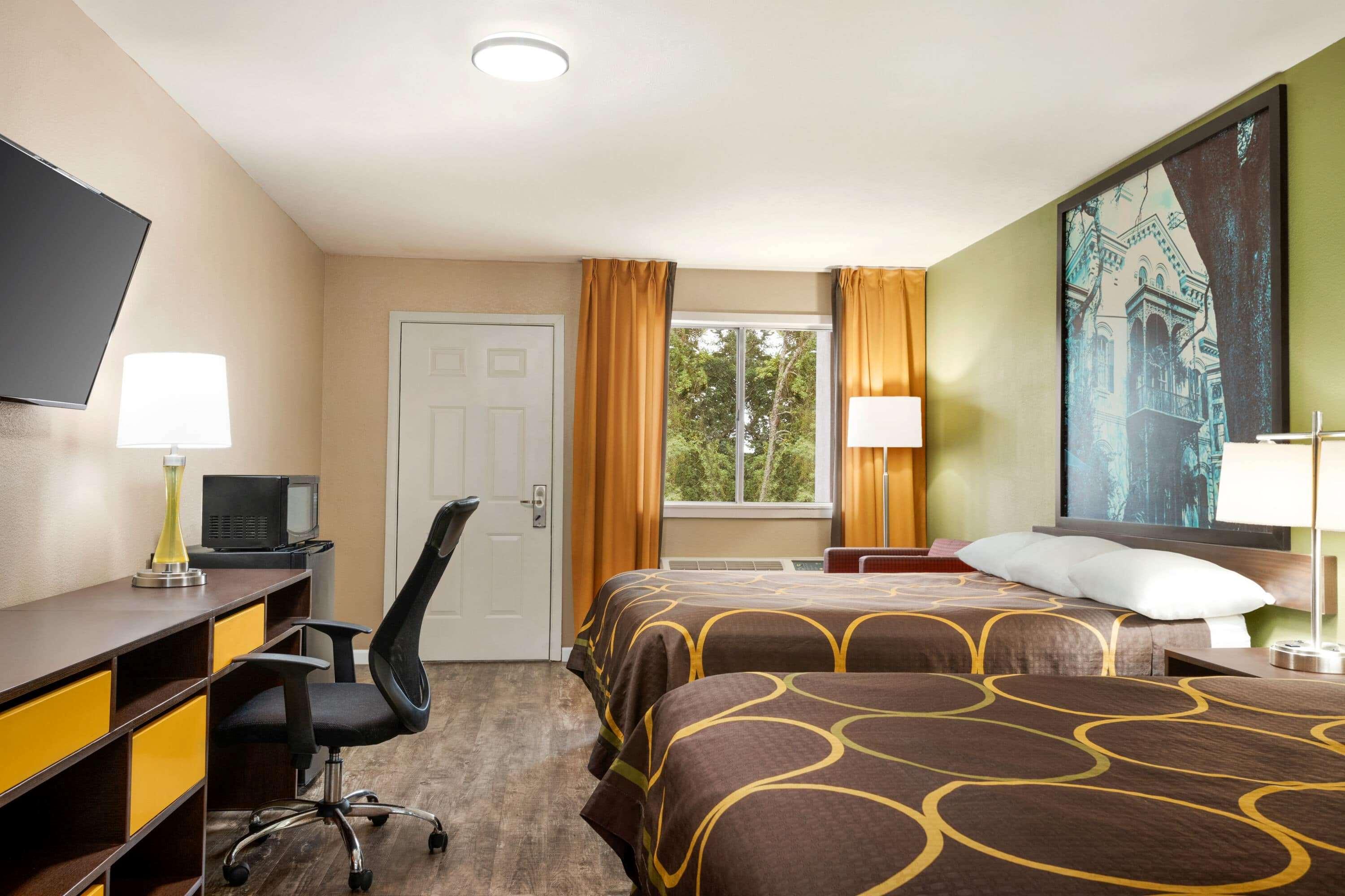 Room, 2 Queen Beds, Smoking