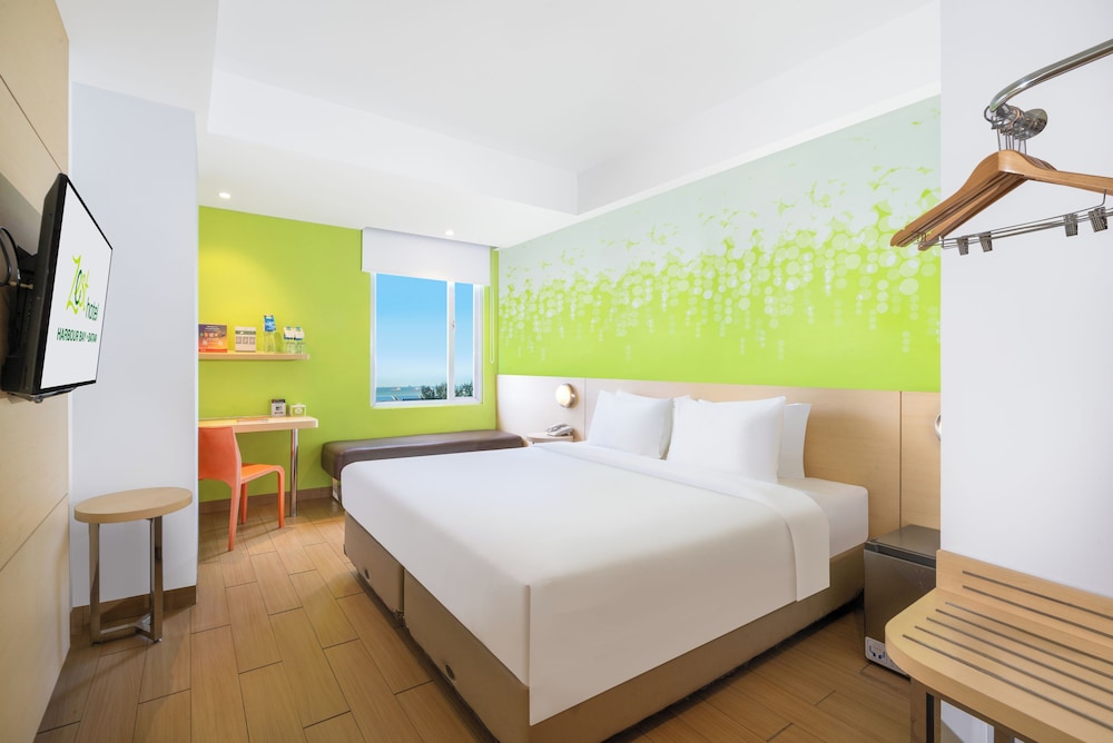Zest, Superior, Queen Bed