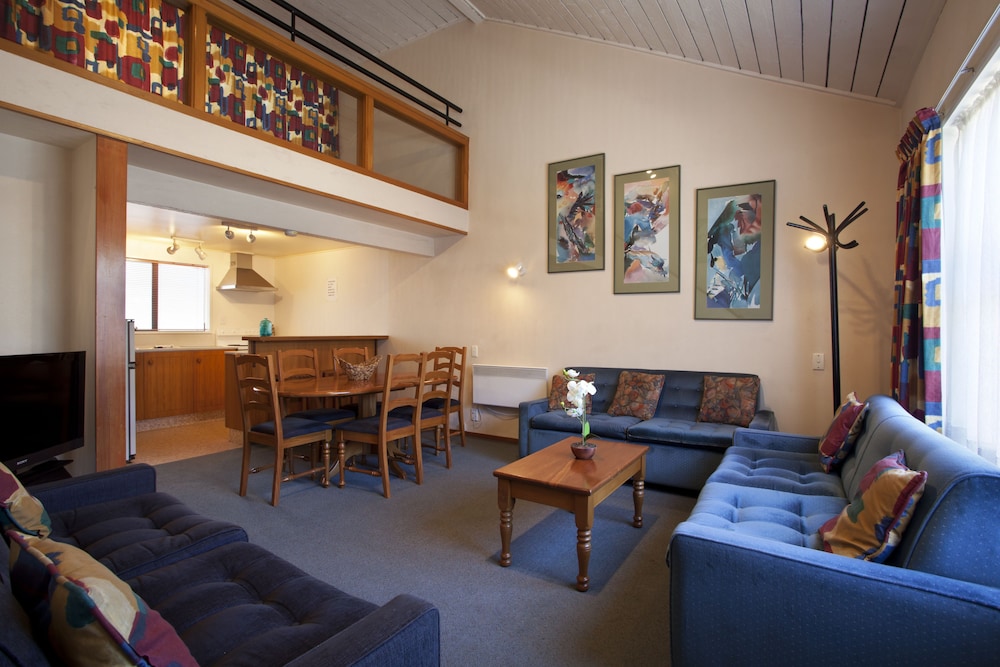 The Lofts Apartments 50/73