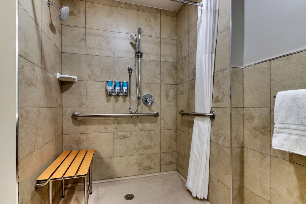 Drury Plaza Hotel Milwaukee Downtown 50/50