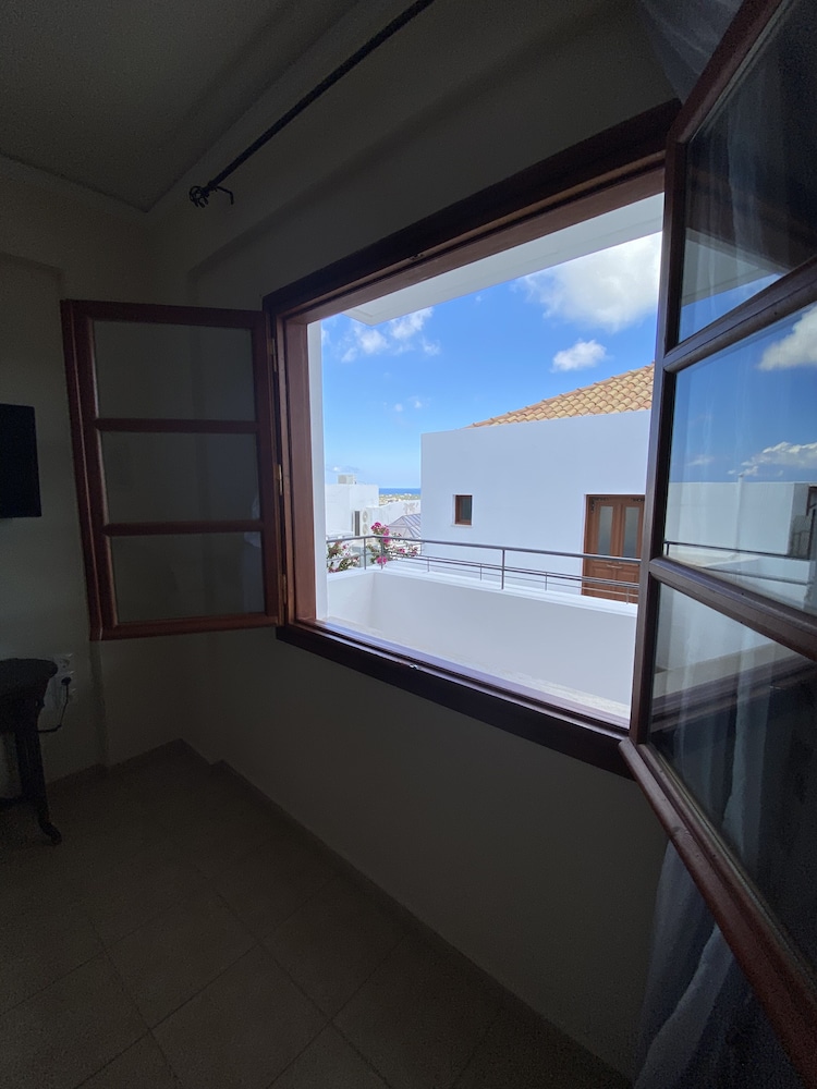 Amazones Village Suites 15/50