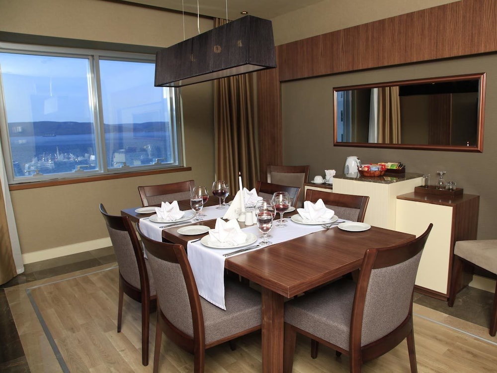 Kolin Hotel Spa & Convention Center 52/63