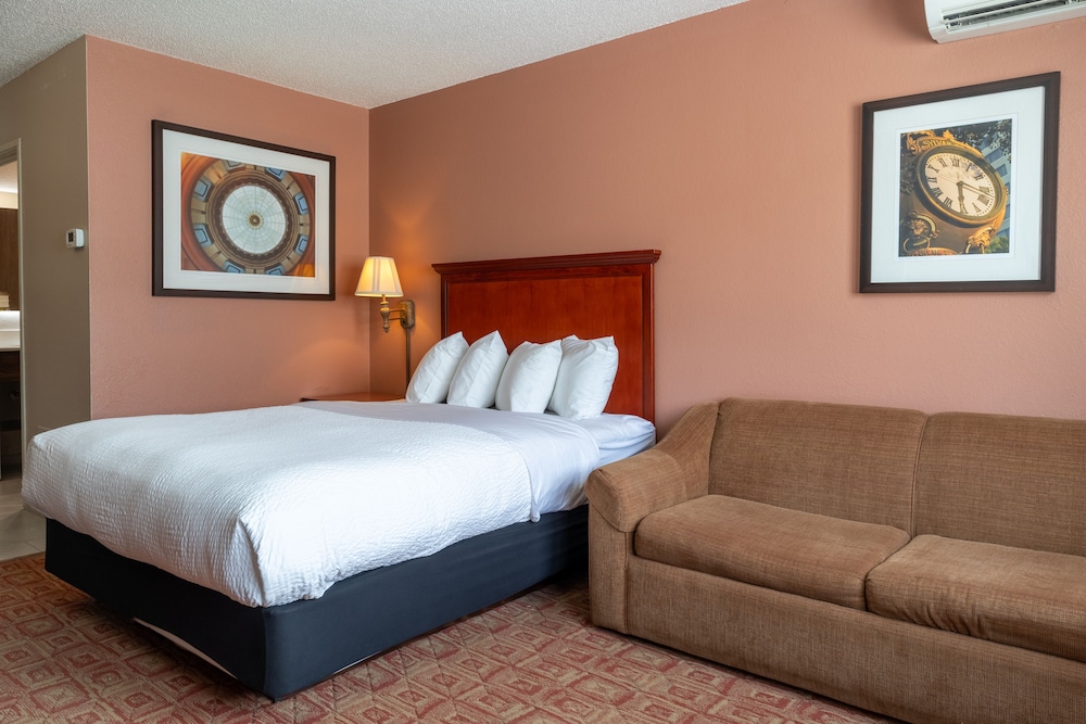 North Country Inn & Suite 22/44
