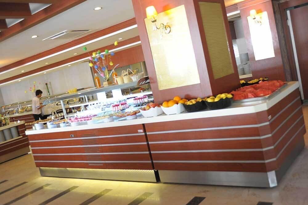Eldar Resort Hotel 16/77