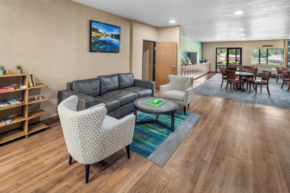Everspring Inn Suites Hill City 41/61