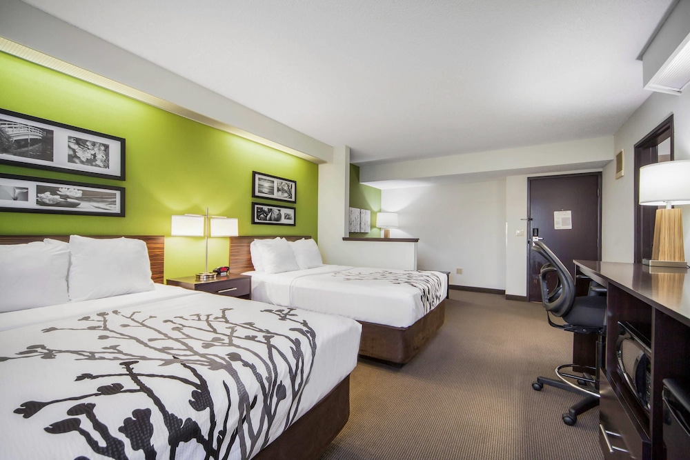 Sleep Inn & Suites Columbus, NE 21/61