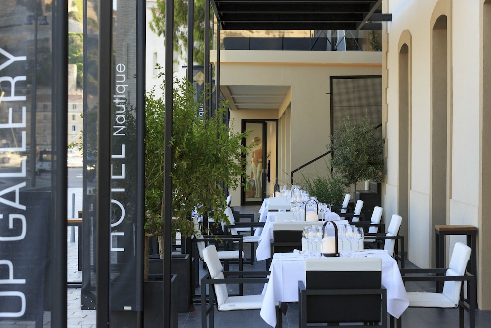 Hôtel Résidence Du Centre Nautique 2/50