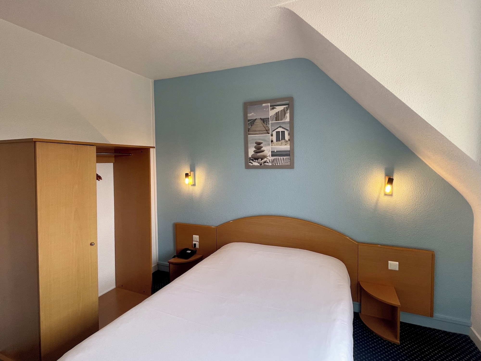 STANDARD, DOUBLE BED