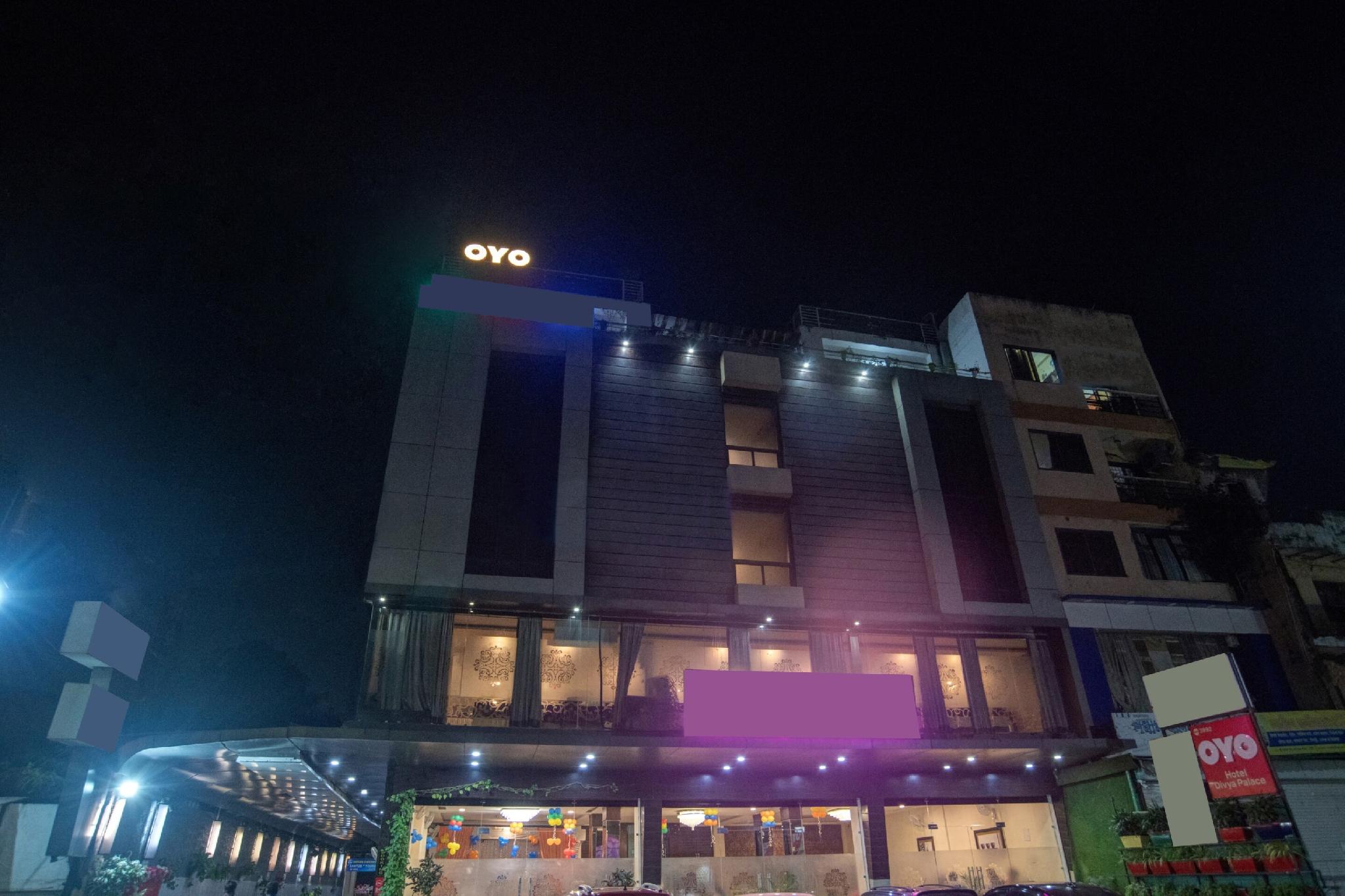 Super Townhouse Divya Palace 1/69