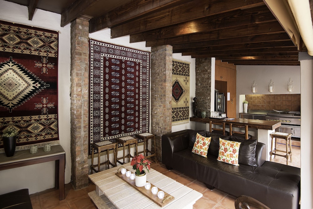 Bohemian House 29/50