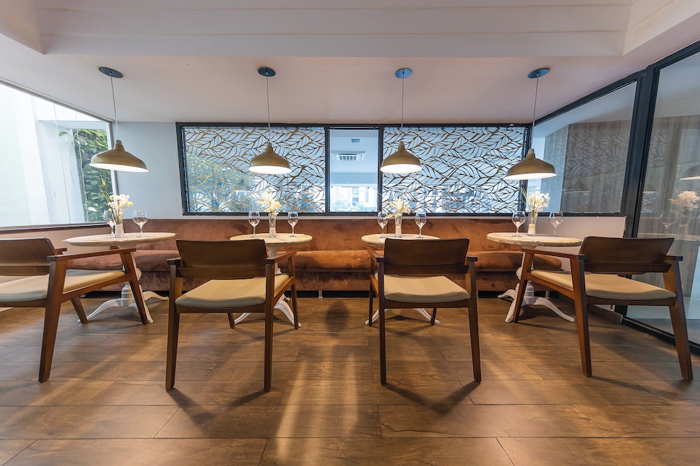 Village Premium Hotel، جواو بيسوا 35/47