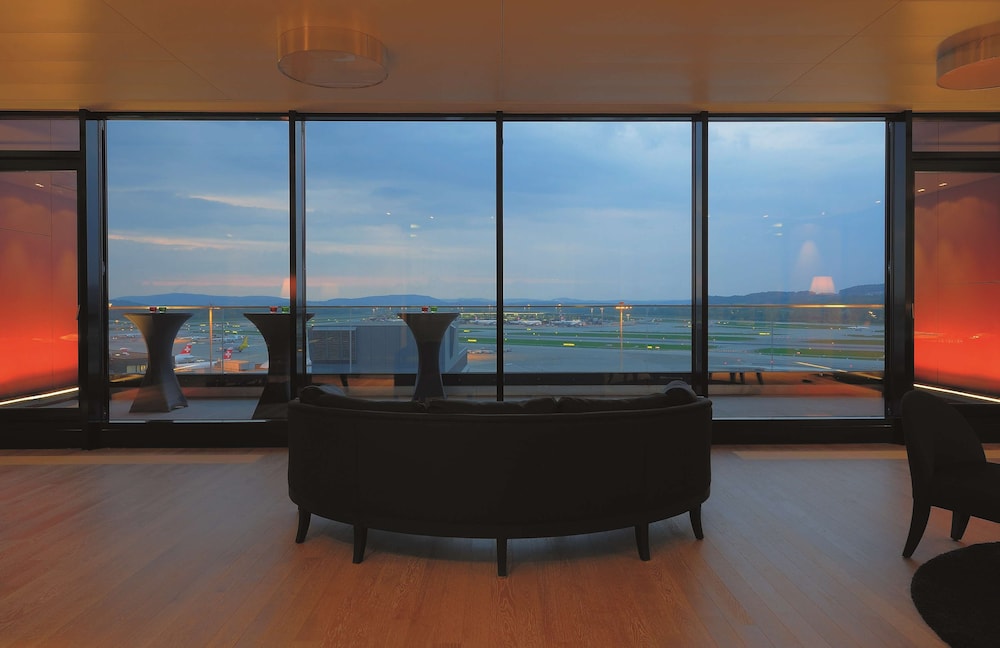 Radisson Blu Hotel Zurich Airport 46/72