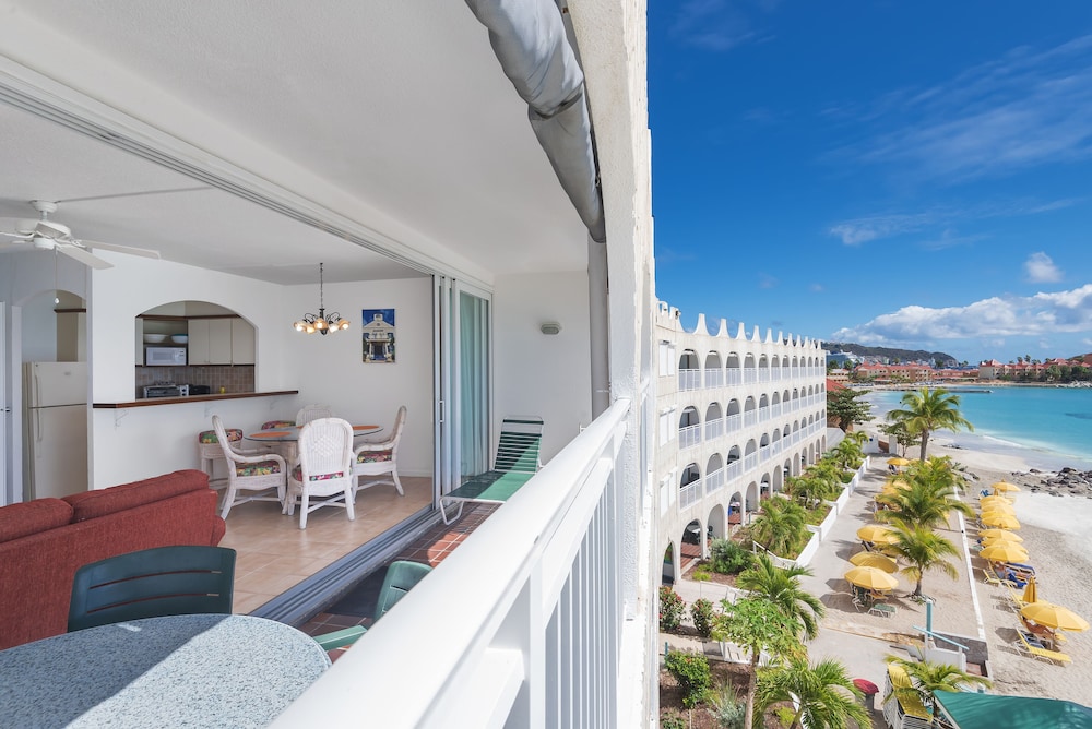 Belair Beach Hotel 12/35