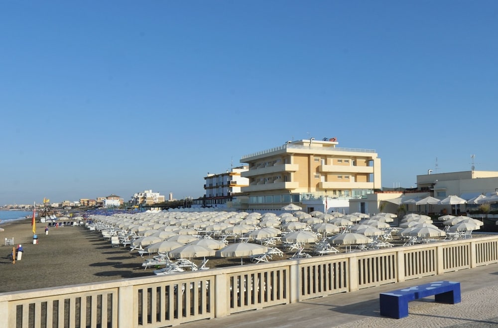 Hotel Miramare 6/77