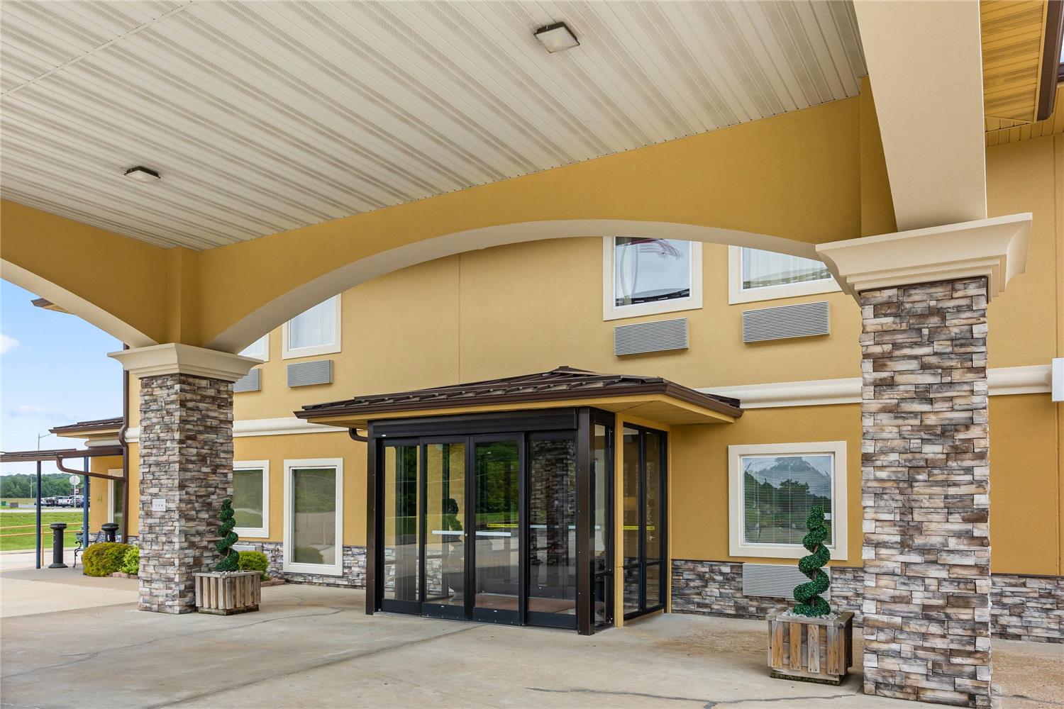 Comfort Inn Willow Springs 4/31