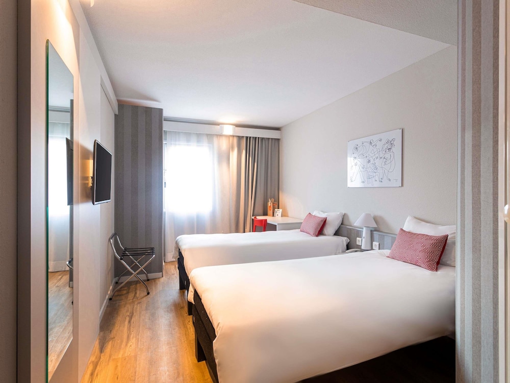 IBIS VALENCIA ALFAFAR 22/73