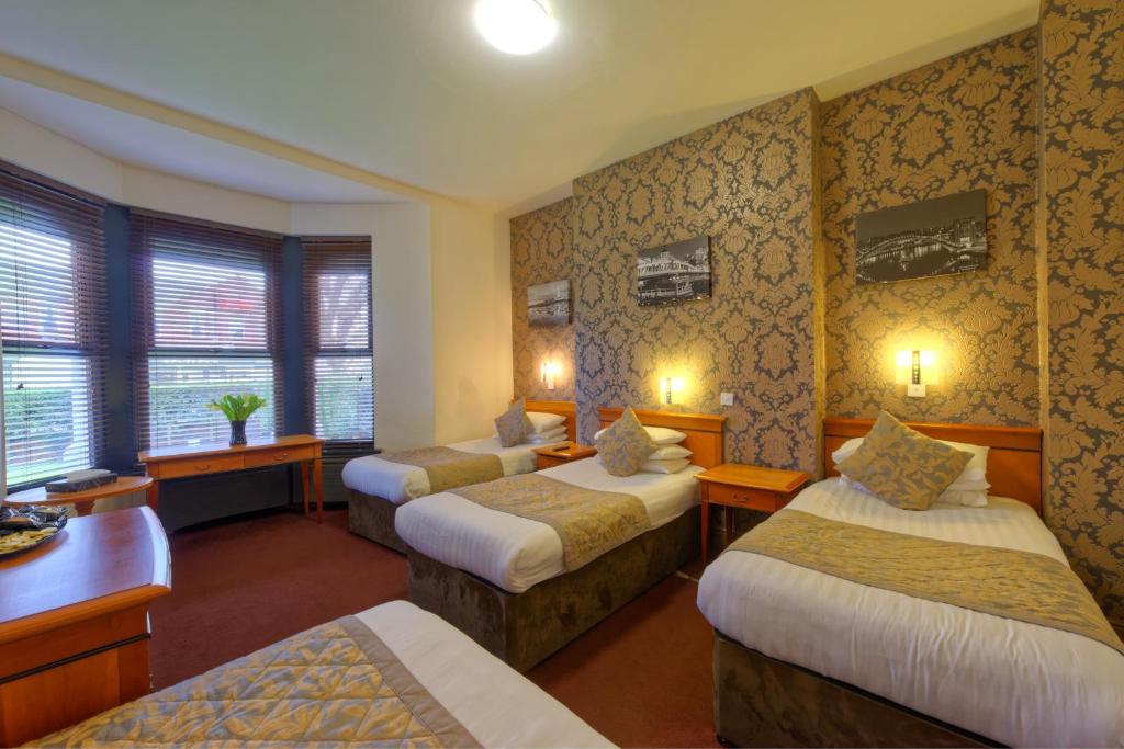 Hotel Grainger 4/16