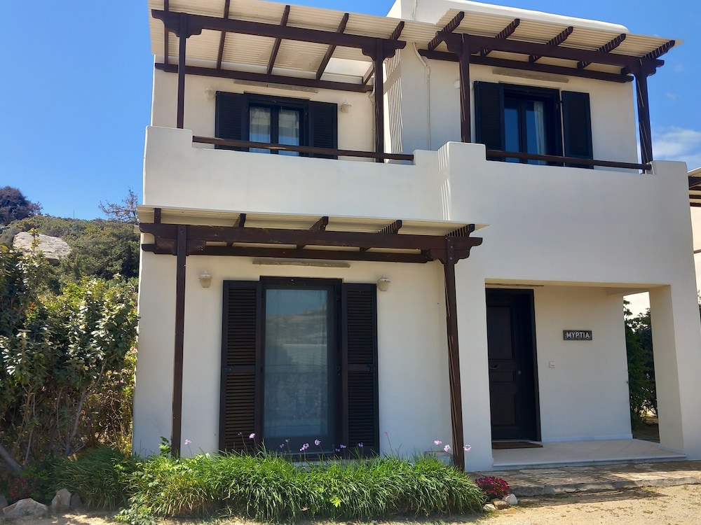 Kedros Villas in Agios Prokopios