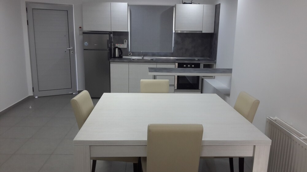 Agrino Hotel Apartments 12/46