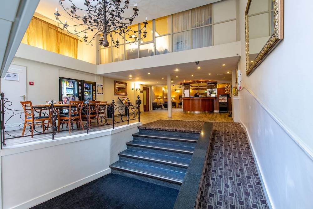 XO Hotels City Centre 8/64