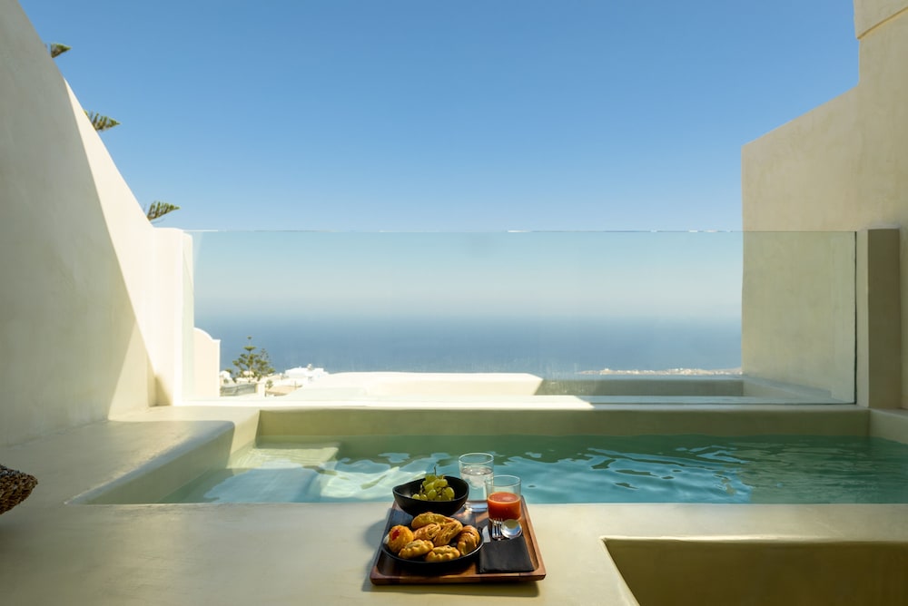 Divelia East Suites 32/48