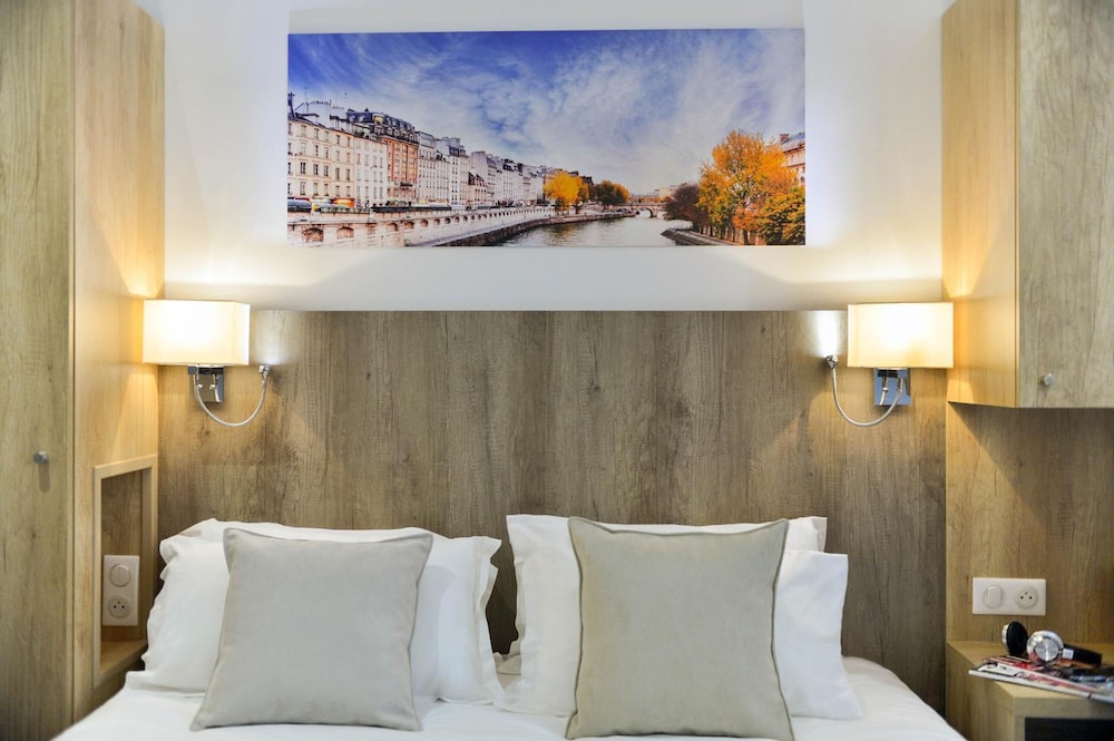 Hotel Eugenie 34/43