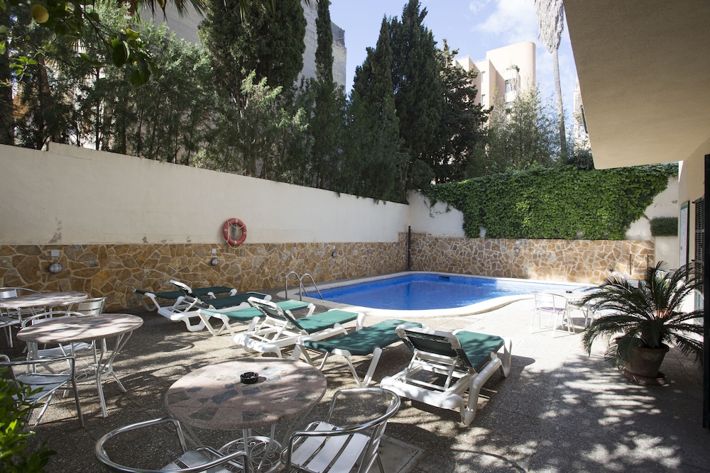 Hostal Bonany 24/45