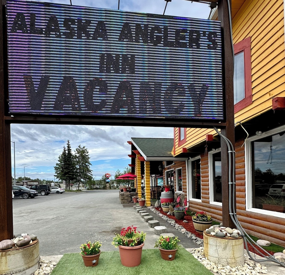 Alaska Anglers Inn 2/50